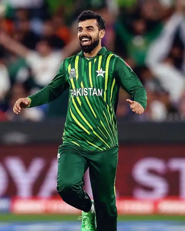 shadab pak international cricketer